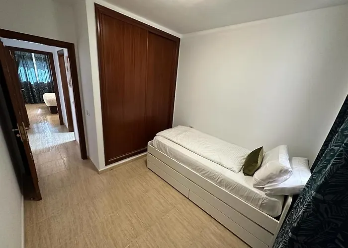 Abrigos Holidays Playa لوس أبريغوس