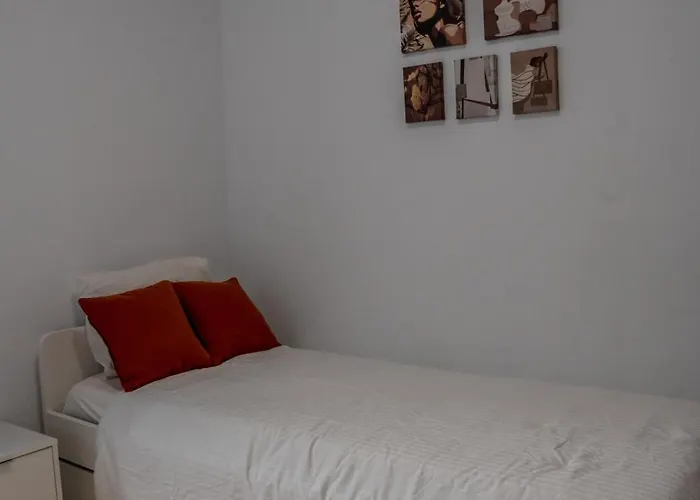 Abrigos Holidays Playa *